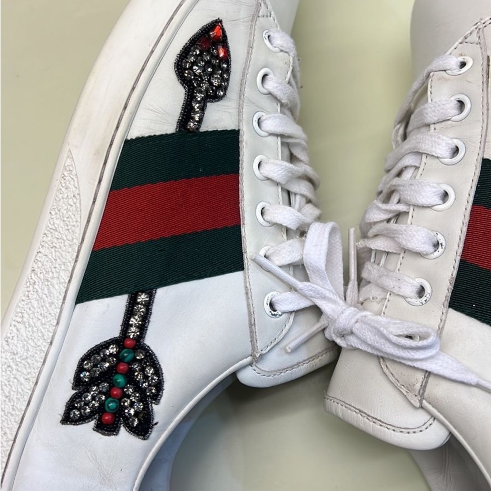 Gucci White Leather Sneakers with Green & Red Web and Embellished Bee size 7 - Picture 8 of 10